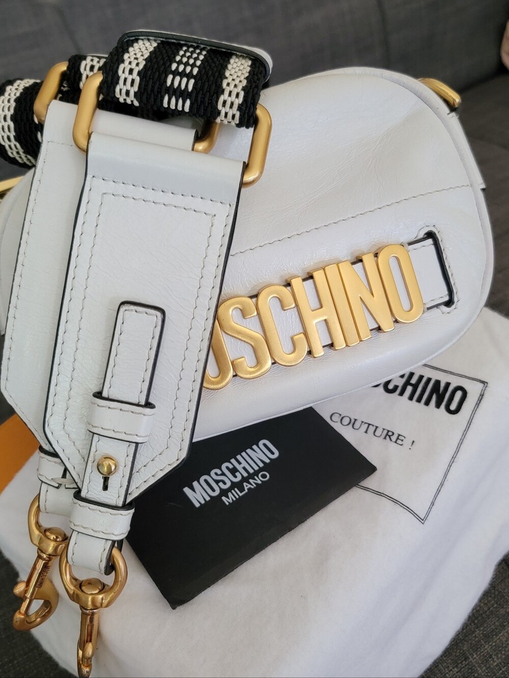 Authentic Moschino Leather Mini, Crossbody Bag. - Picture 3 of 16